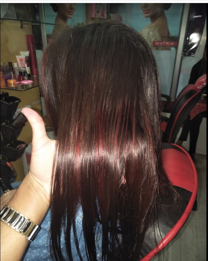U2 Unisex Salon