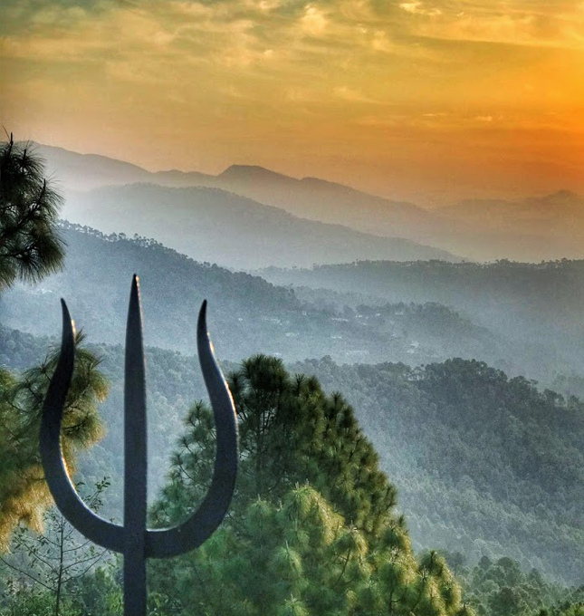 Kasar Rainbow Yoga Retreat