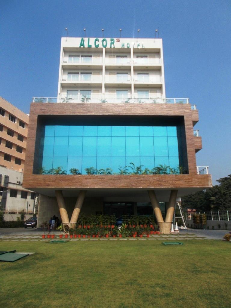 The Alcor Hotel